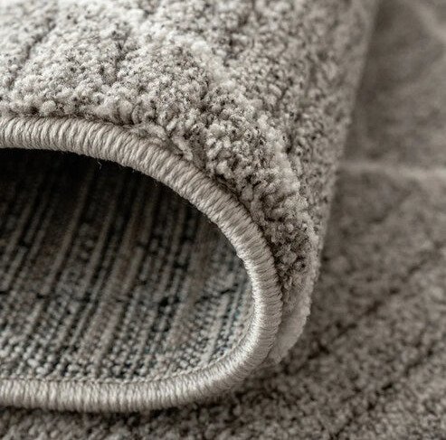 Diamond Striped Grey Zigzag Mat - Image 3