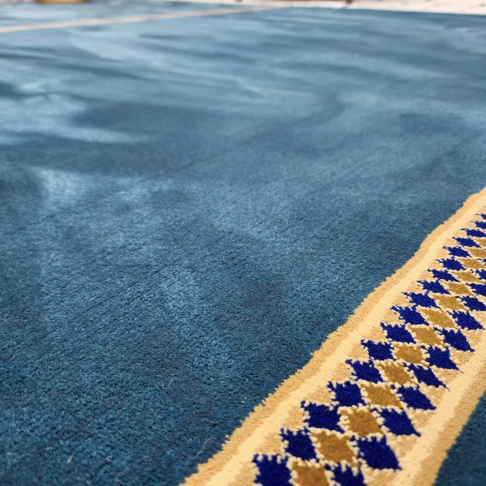 Sky Blue Slim Border Masjid Carpet - Image 3