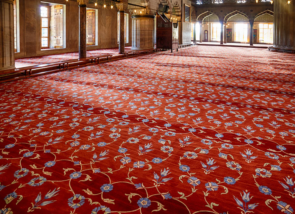 Elegant Red Floral Mosque Carpet - Image 2