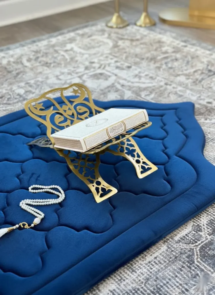 Luxury Padded Anti-Slip Moroccan Prayer Mat