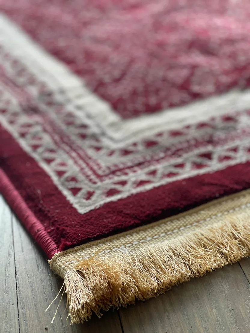 Turkish Hand-Woven Prayer Mat