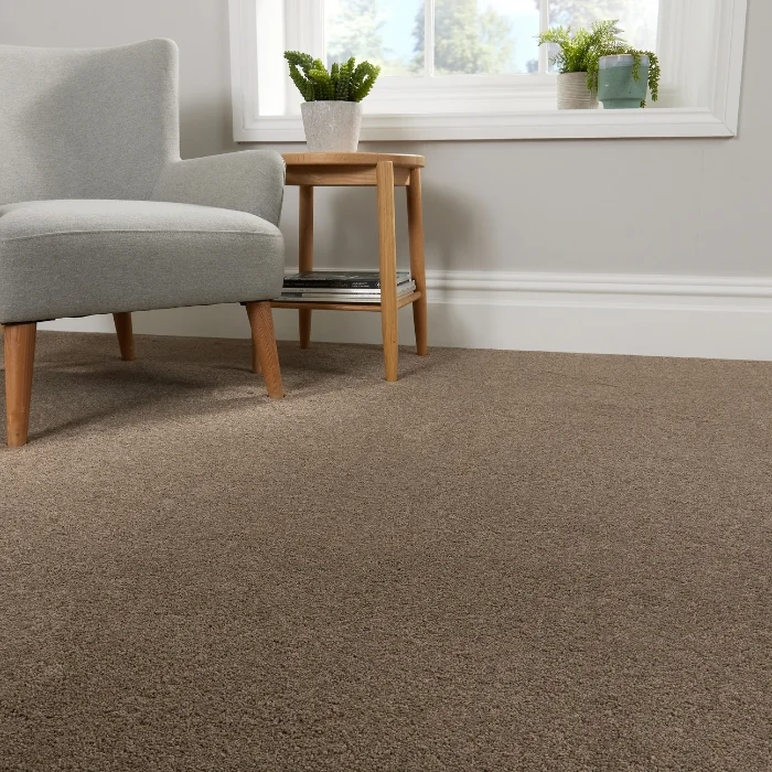 Griege carpet with underlay